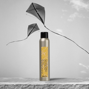 Davines - More Inside Dry Wax Finishing Spray 200ml – product view 2