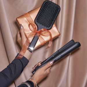 ghd - Gold Hair Straightener Gift Set – product image 4