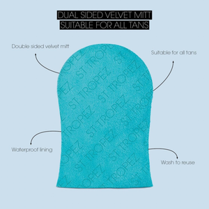 St Tropez - Self Tan Dark Mousse & Application Mitt Duo Bundle – St Tropez Double Velvet Application Mitt (detail)