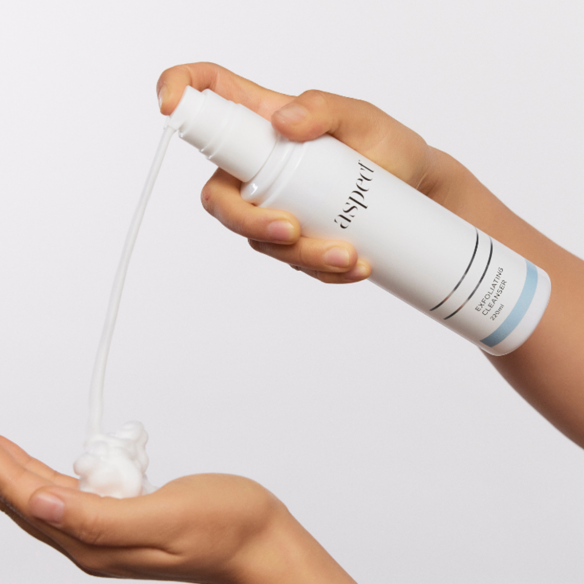Aspect - Exfoliating Cleanser 220ml – product view 3