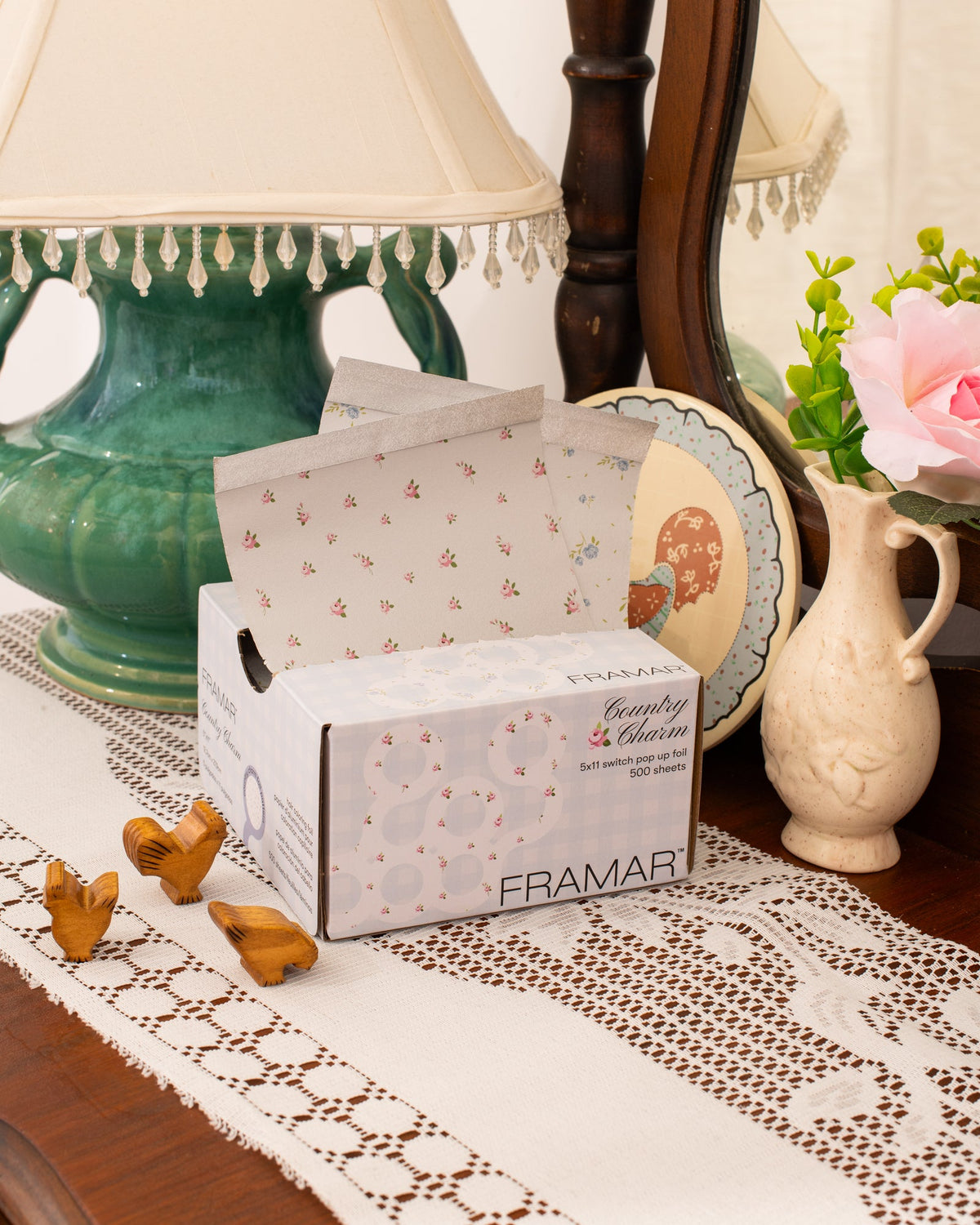 Framar Country Charm foil in the salon