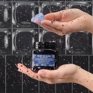 Davines - Heart of Glass Shampoo & Conditioner Duo Bundle – Davines Heart of Glass Rich Conditioner 250ml (detail)