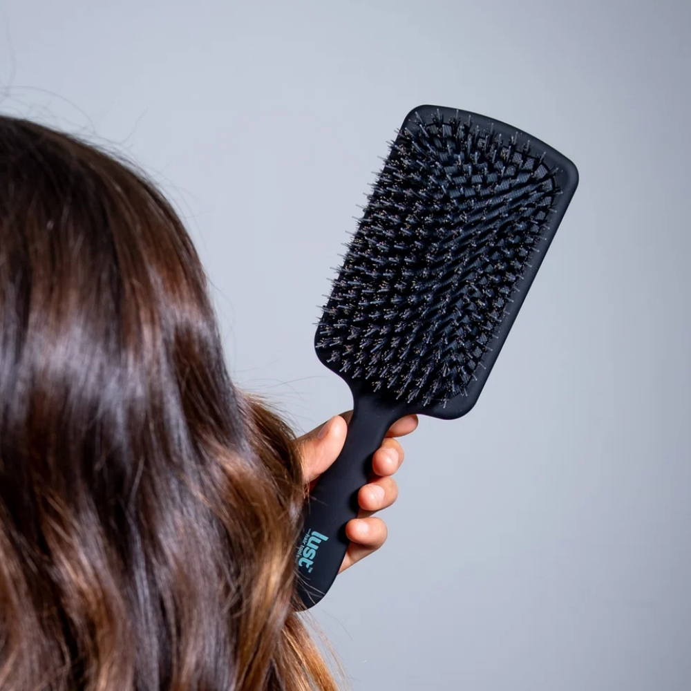Lust - Luxury Paddle Brush – product view 3