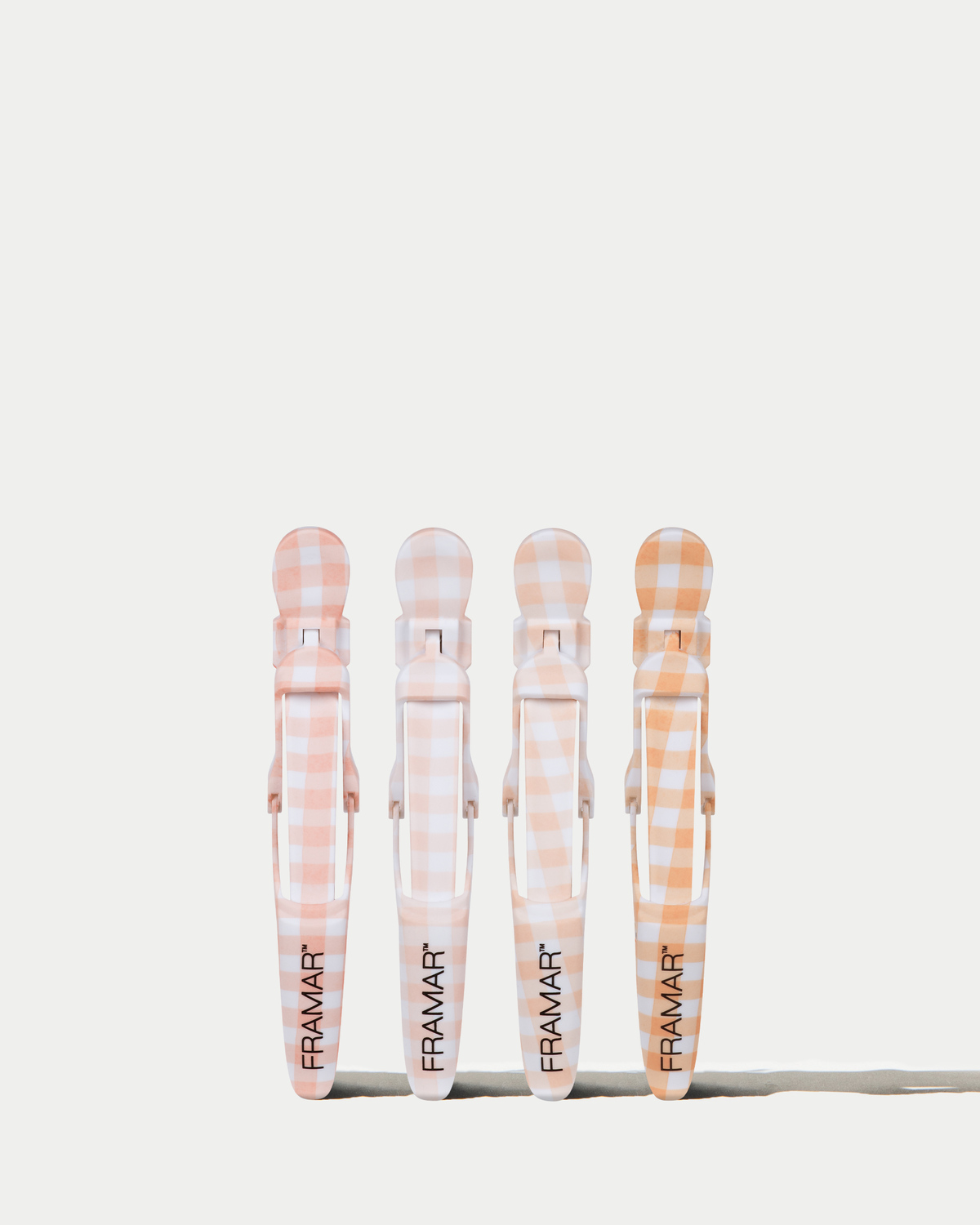 Framar Peach Please peachy gingham gator grips