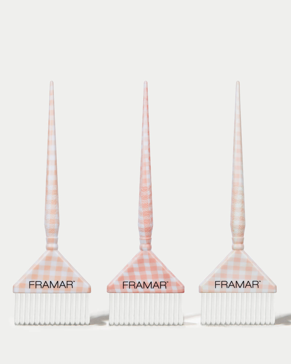 Framar - Peach Please Colour Kit Trio Bundle – Framar Big Daddy Tint Brush - Peach Please 3pk (detail)