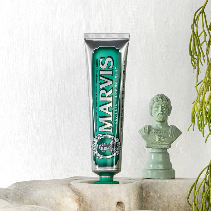 Marvis - Classic Strong Mint Toothpaste 85ml