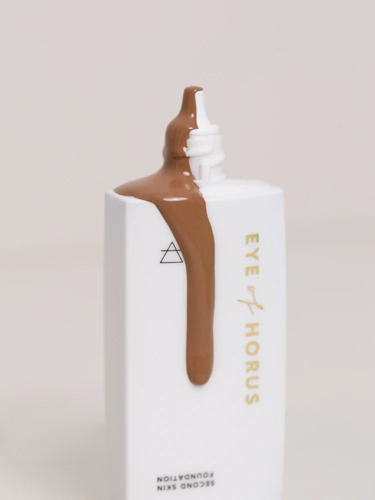 Eye of Horus - Second Skin Foundation Tan/Rich – product image 3
